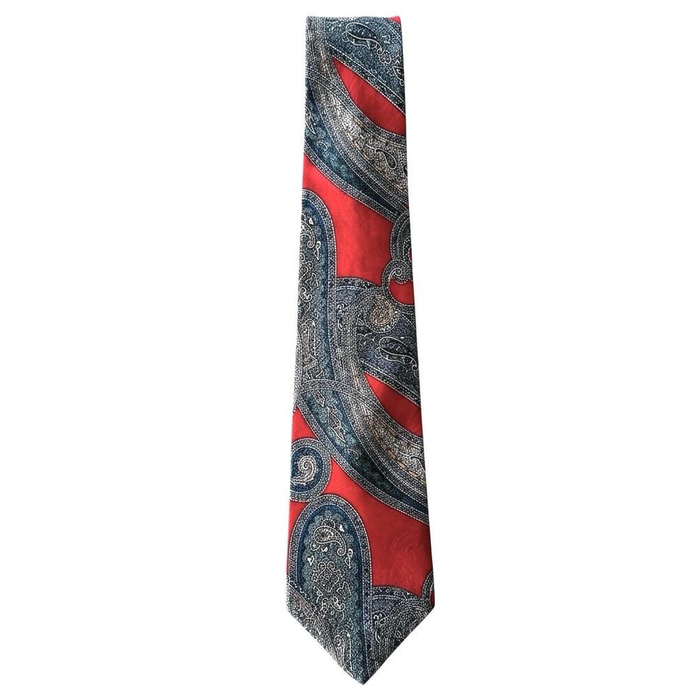 Saks Fifth Avenue 100% Silk Gray Red Blue Paisley Tie